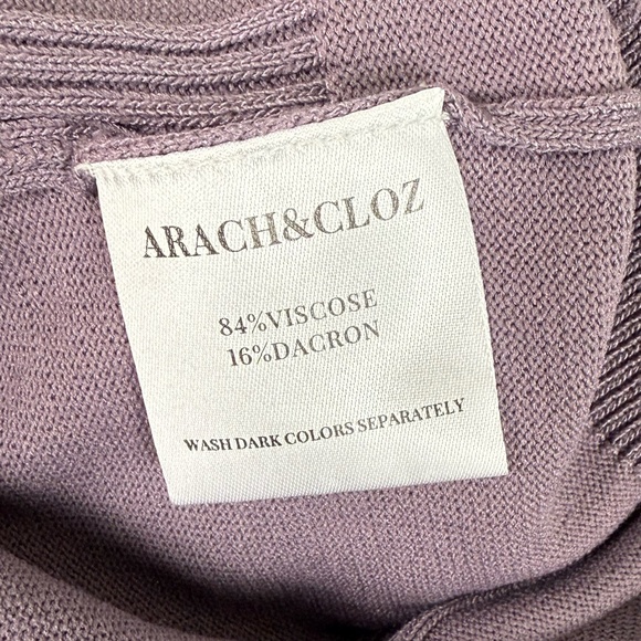 NWT Arach & Cloz Purple Short Sleeve V-Neck Sweater With Texture Details - Picture 11 of 11